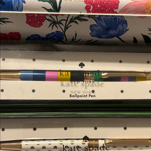 Kate Spade Stationary & Floral Notebook Set - Picture 3 of 7